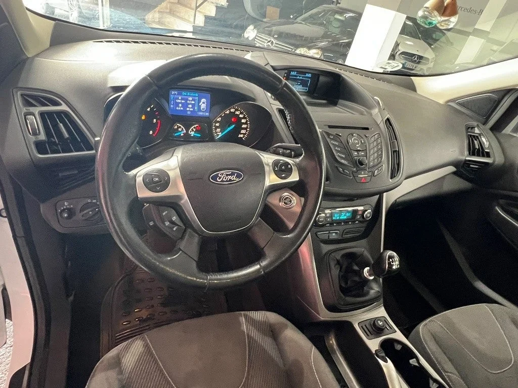 FORD Kuga 2.0TDCi Titanium 4x4 140 - Imagen 5