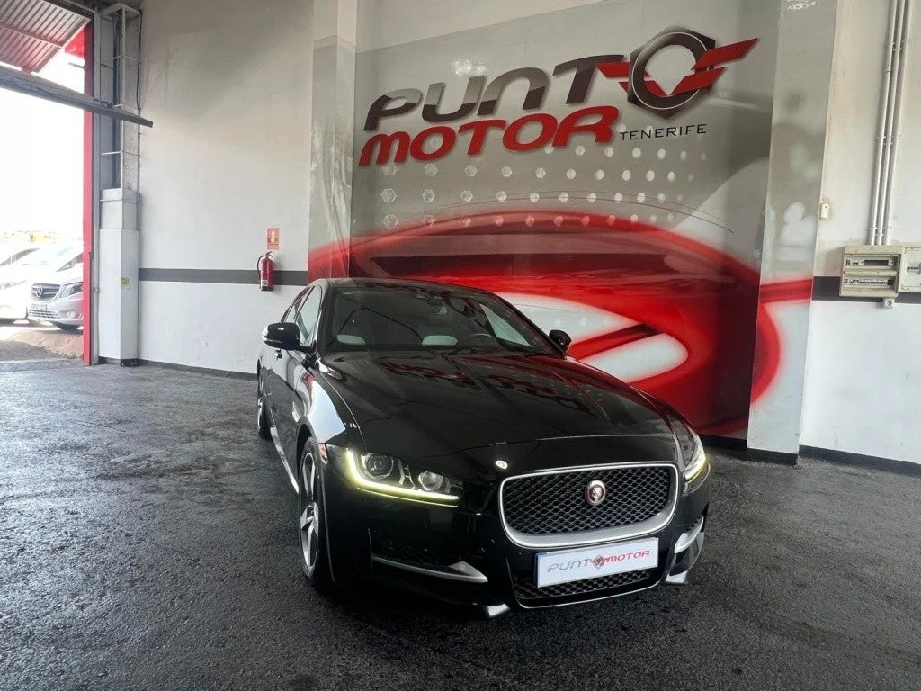 JAGUAR XE 2.0 Diesel R-Sport 180 - Imagen 2