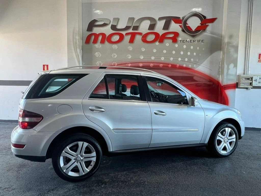 MERCEDES-BENZ Clase M ML 300CDI BE 4M Aut. - Imagen 5